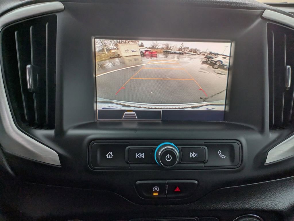 Used 2022 GMC Terrain SLE w/ Driver Convenience Package image 18