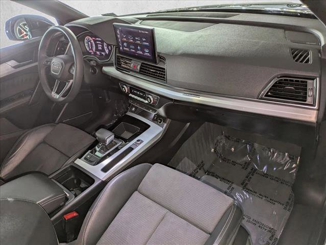 Used 2022 Audi Q5 e Premium Plus image 22