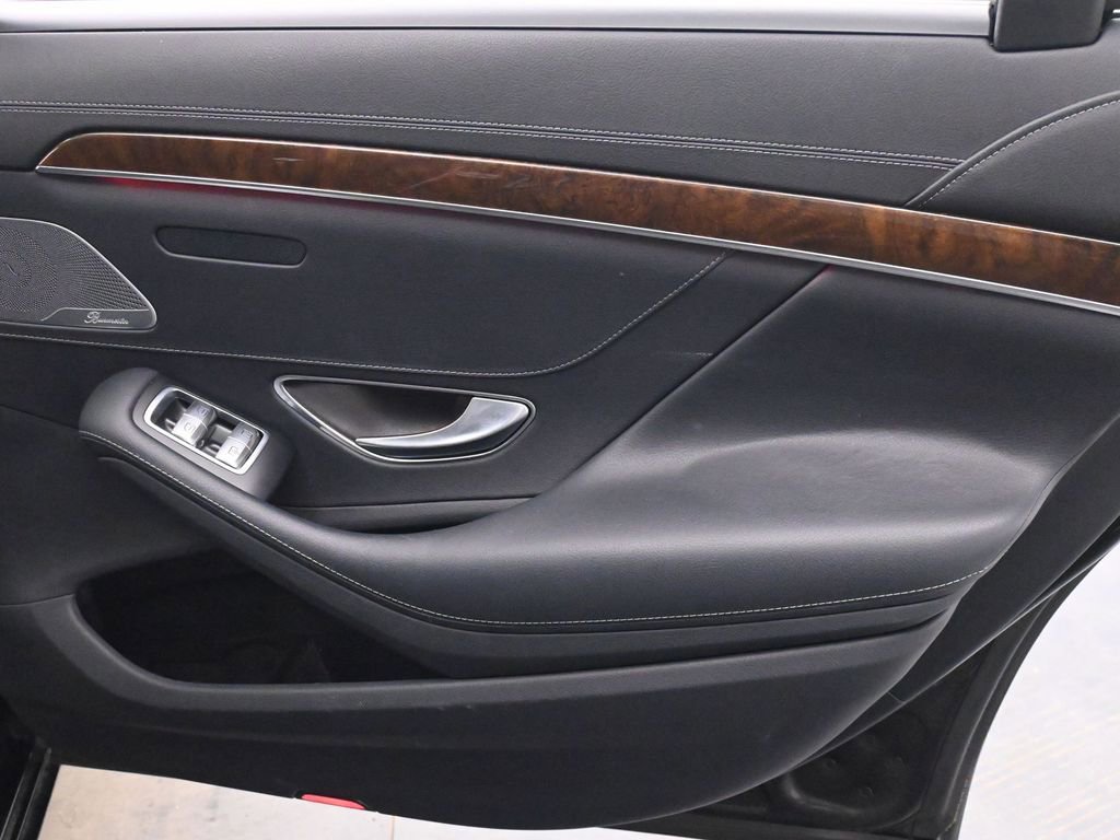Used 2016 Mercedes-Benz S 550 4MATIC Sedan image 20