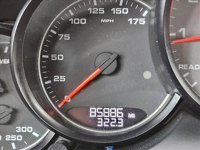 Used 2013 Porsche Cayenne S image 13