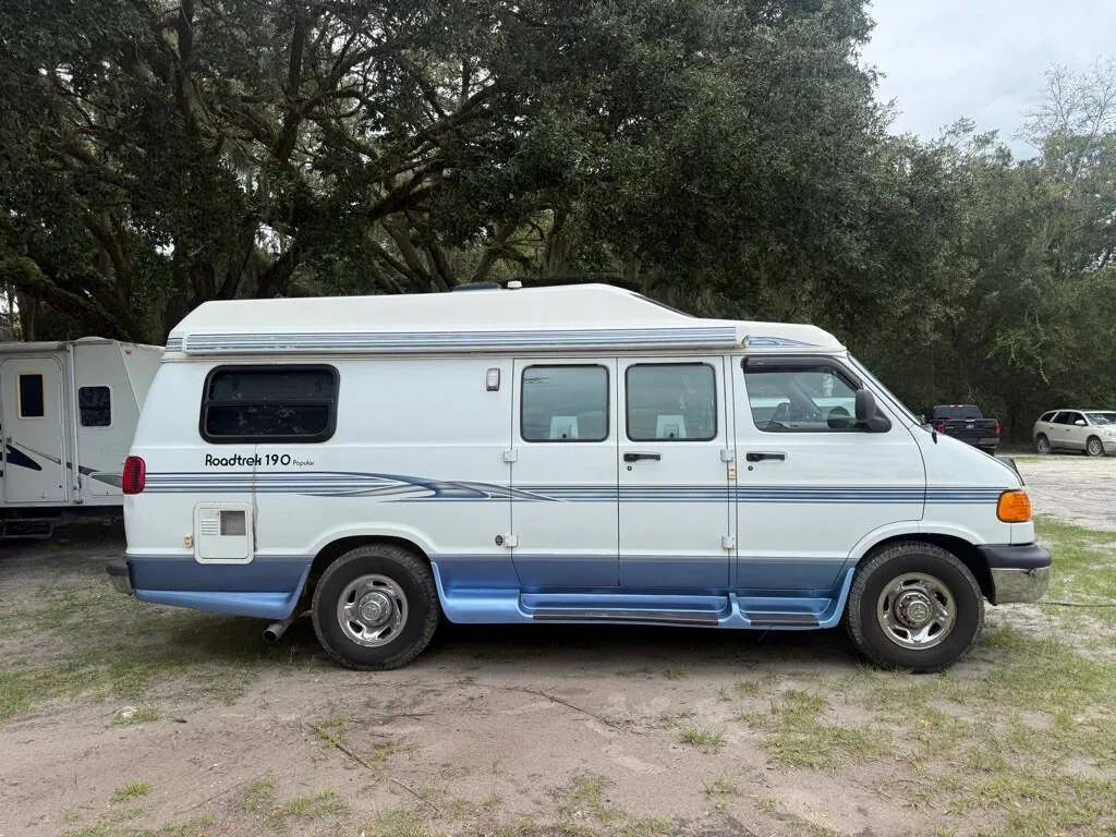Used 1998 Dodge B3500 RWD image 2