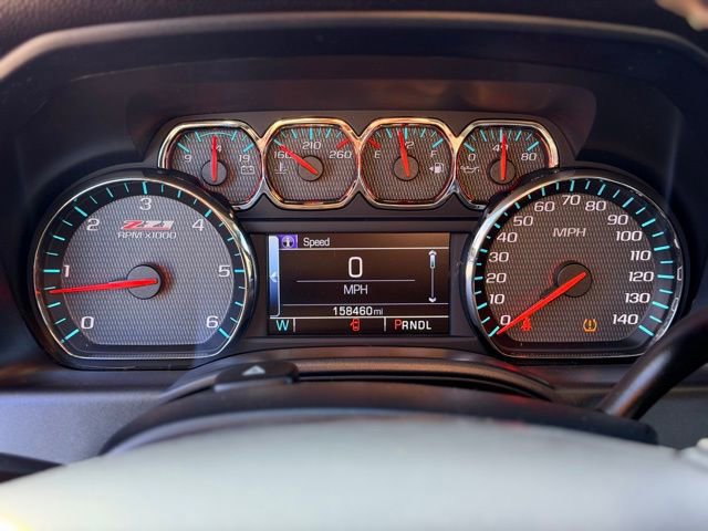 Used 2017 Chevrolet Silverado 1500 LT w/ Midnight Edition image 10