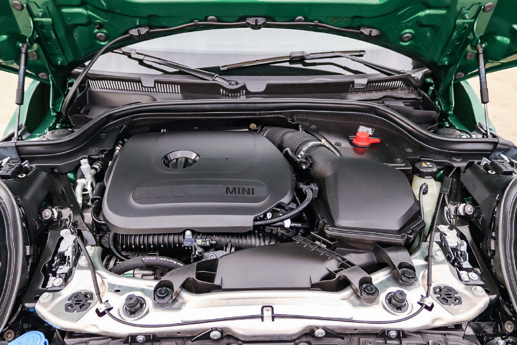 Used 2025 MINI Cooper S FWD image 31