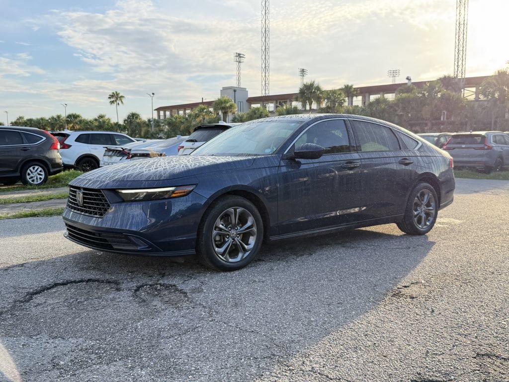Used 2024 Honda Accord EX image 9