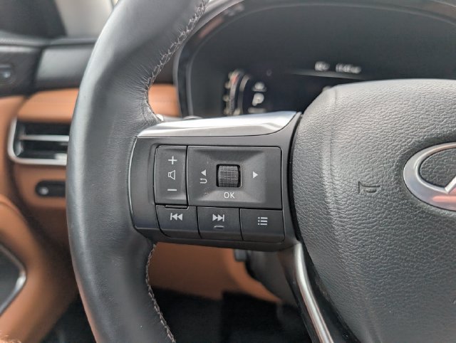 Used 2023 INFINITI QX60 Sensory w/ Cargo Package AWD/4WD image 26