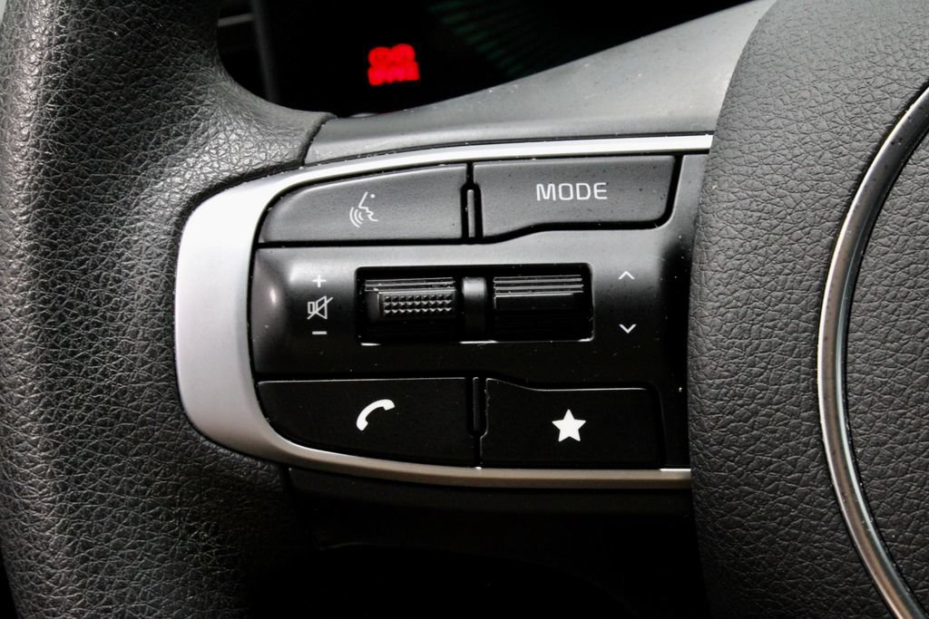 Used 2025 Kia K5 LXS FWD image 25