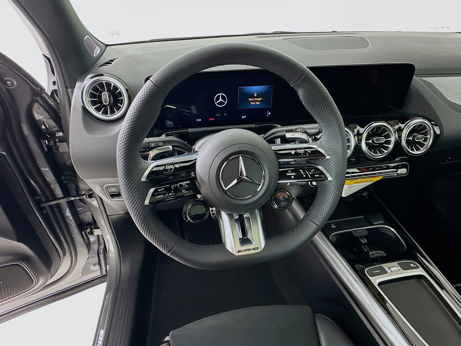 New 2026 Mercedes-Benz GLA 35 AMG 4MATIC image 12