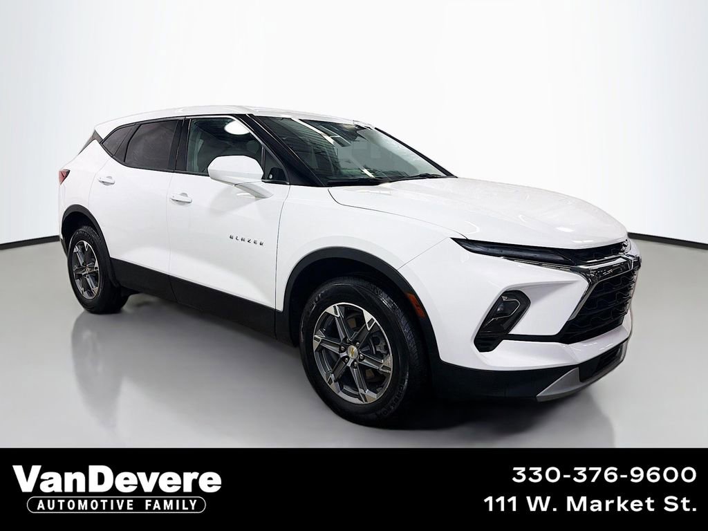 Used 2023 Chevrolet Blazer LT w/ LPO, Floor Liner Package FWD image 1