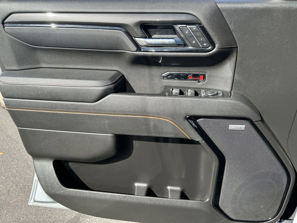 Used 2025 GMC Sierra 1500 AT4 w/ Technology Package image 22