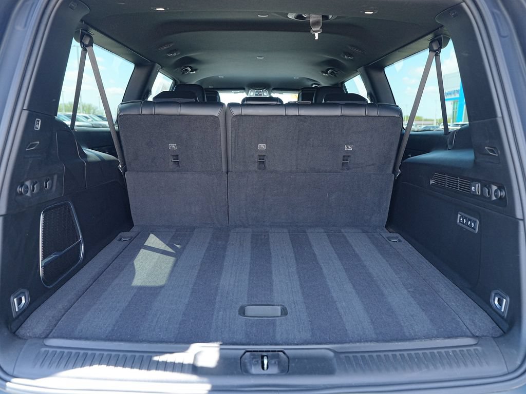 Used 2024 Jeep Wagoneer L Series III w/ Flexible Seating Group AWD/4WD image 15