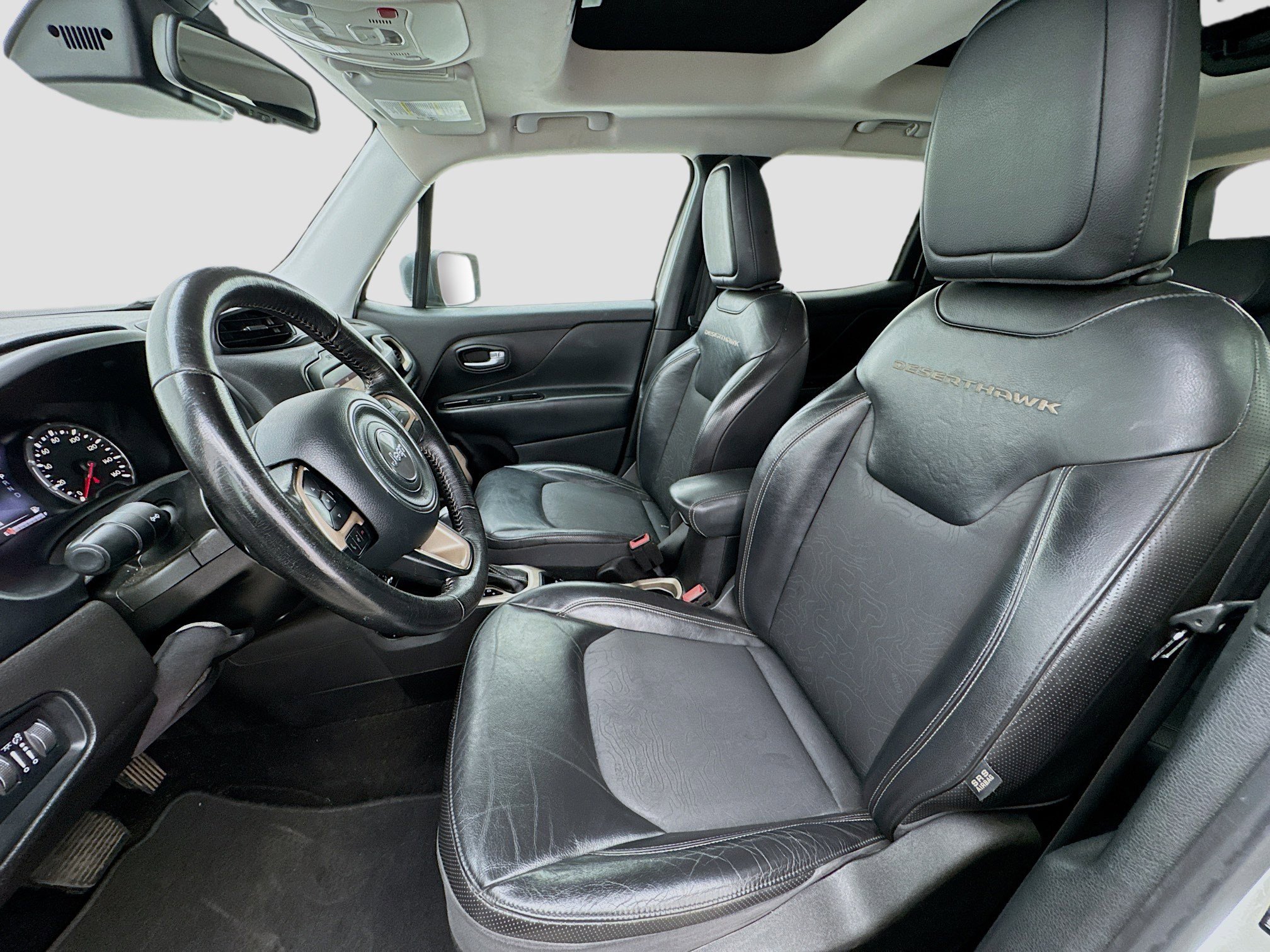 Used 2017 Jeep Renegade Trailhawk image 13