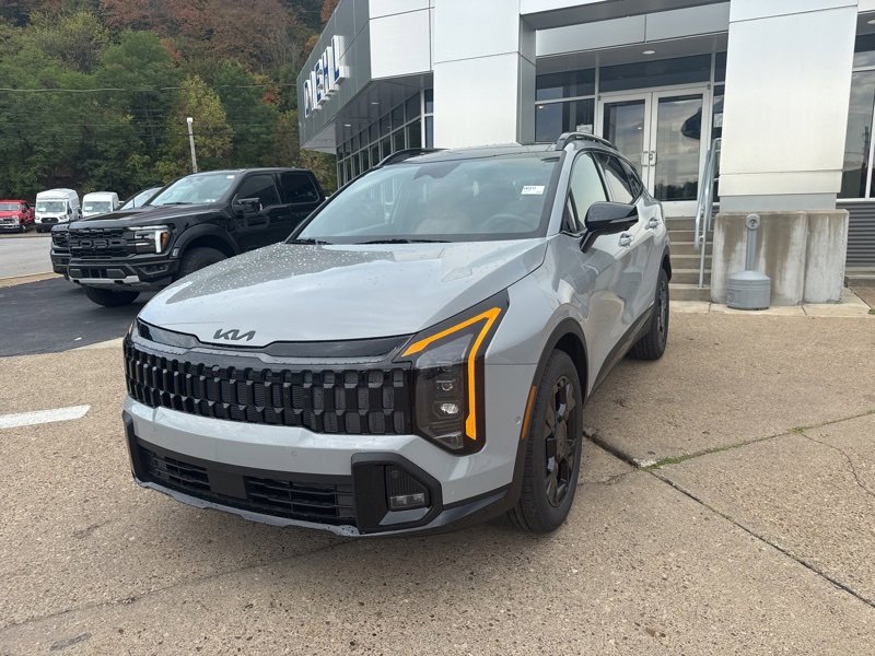 New 2026 Kia Sportage X-Line w/ X-Line Technology Package image 3