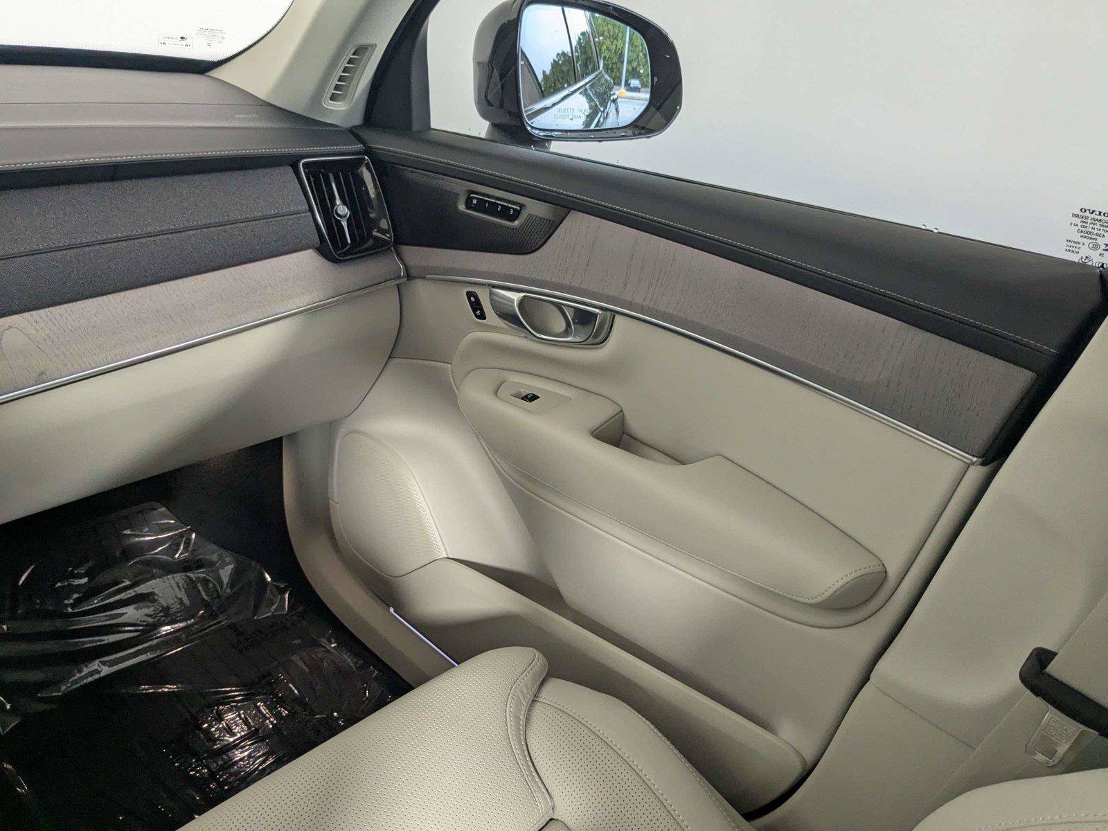 Used 2026 Volvo XC90 B6 Ultra AWD/4WD image 41