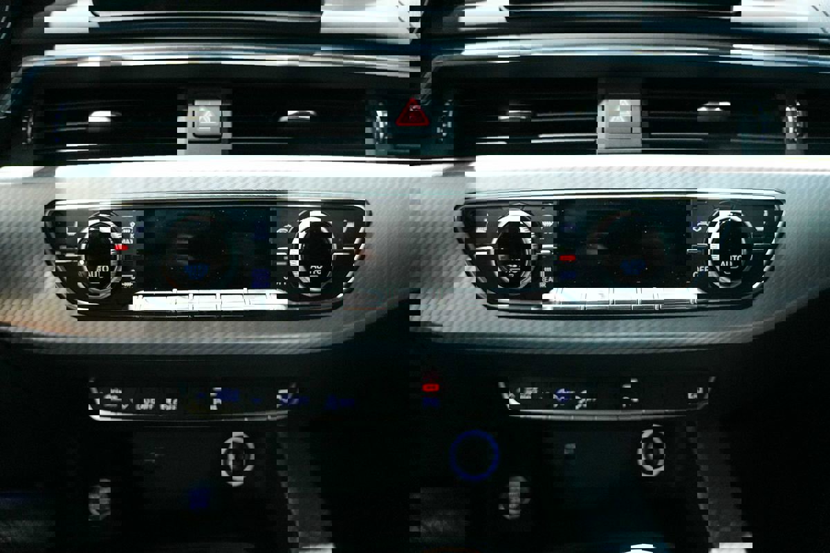 Used 2018 Audi A5 2.0T Premium Plus w/ Premium Plus AWD/4WD image 18