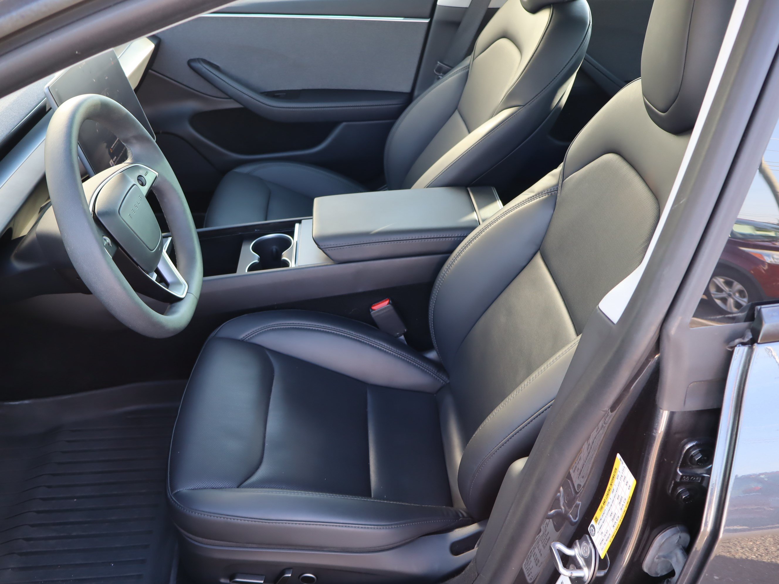Used 2025 Tesla Model 3 Long Range RWD image 17