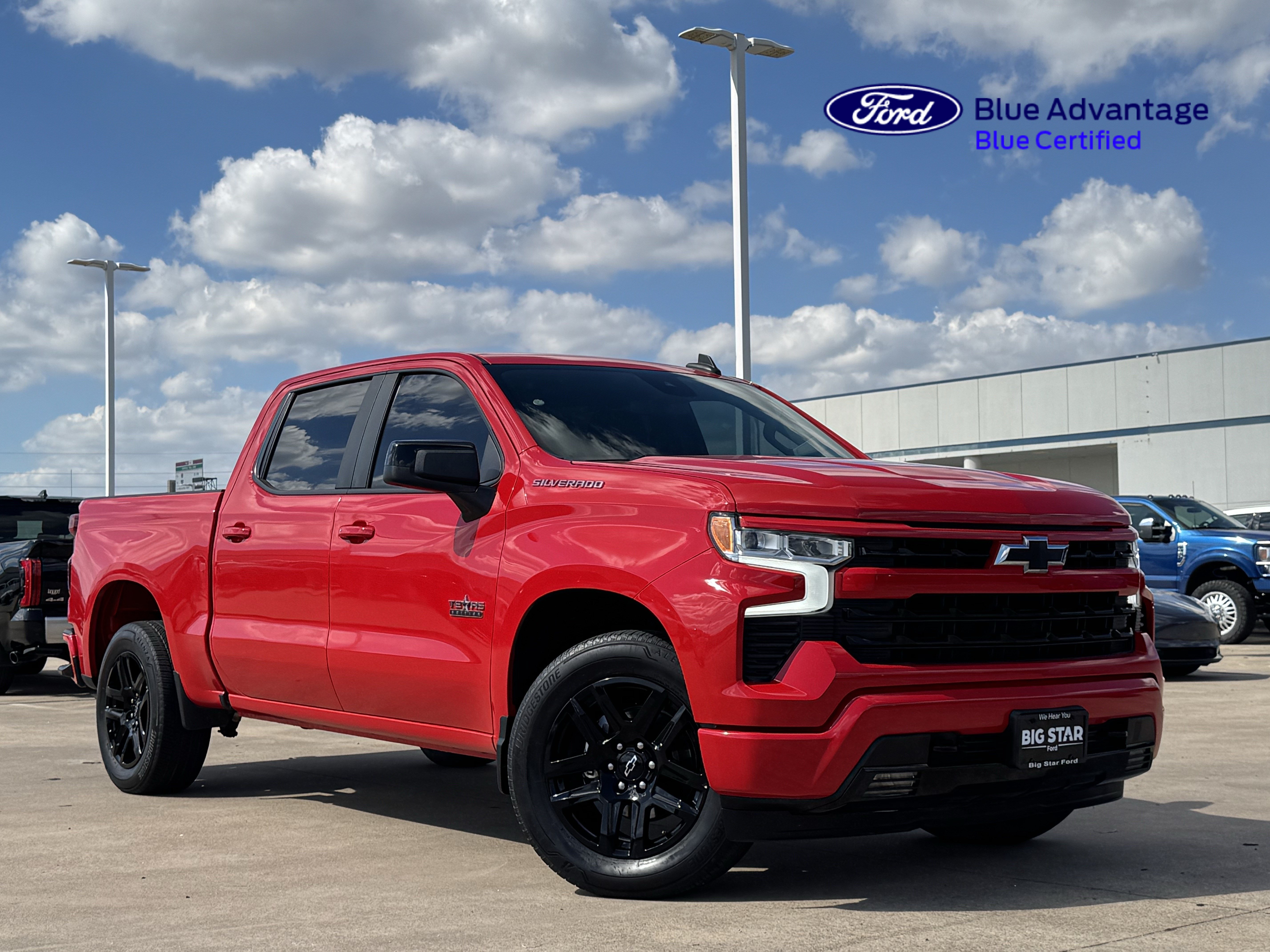 Used 2023 Chevrolet Silverado 1500 RST RWD image 1