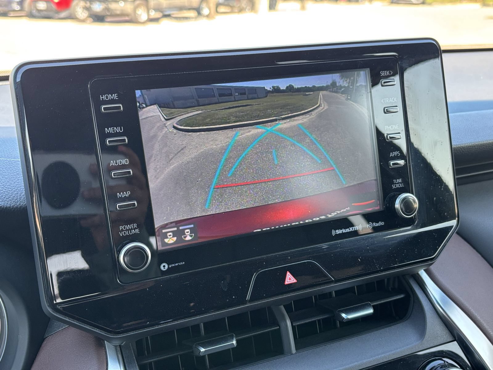 Used 2021 Toyota Venza XLE w/ Softex Package AWD/4WD image 19
