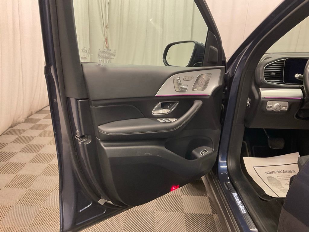 Used 2025 Mercedes-Benz GLS 450 4MATIC image 24