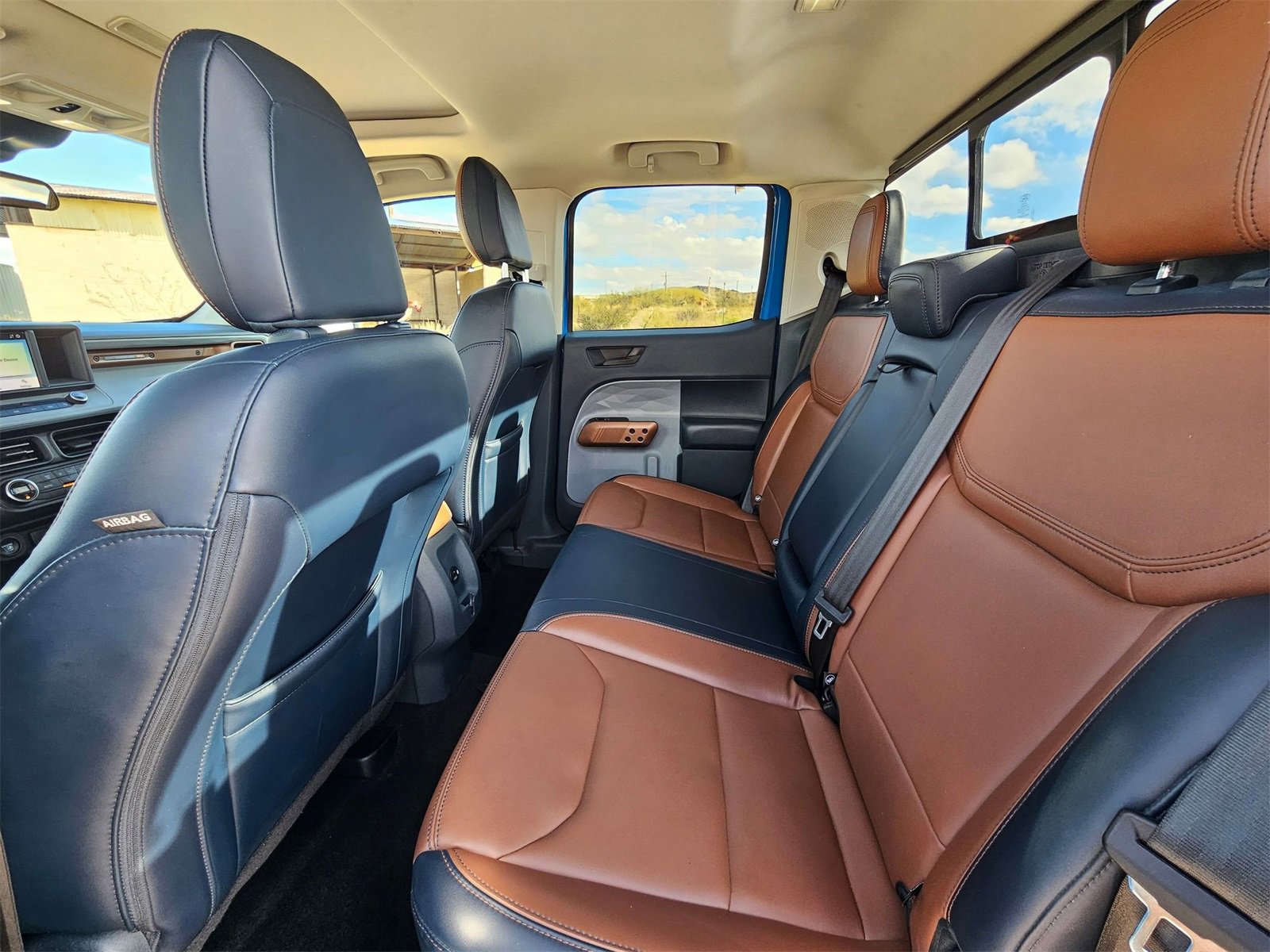 Certified 2022 Ford Maverick Lariat image 18