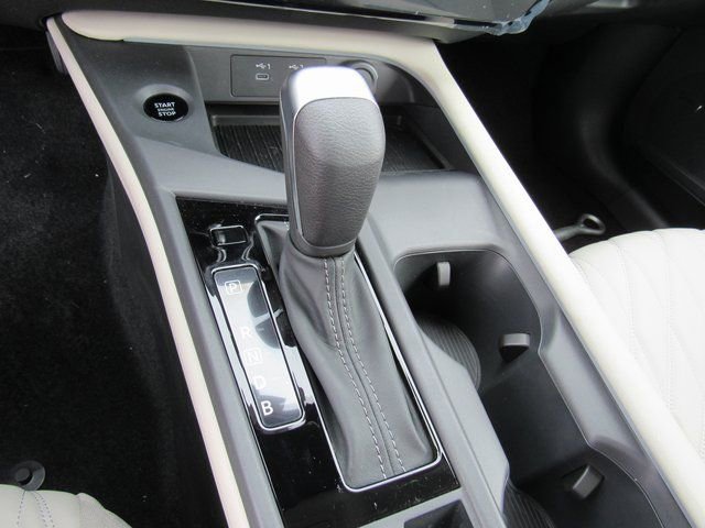Used 2026 Nissan Sentra SL w/ Floor Mat Package FWD image 18