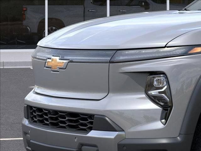 New 2026 Chevrolet Silverado EV LT w/ LPO, Dark Package Plus AWD/4WD image 15