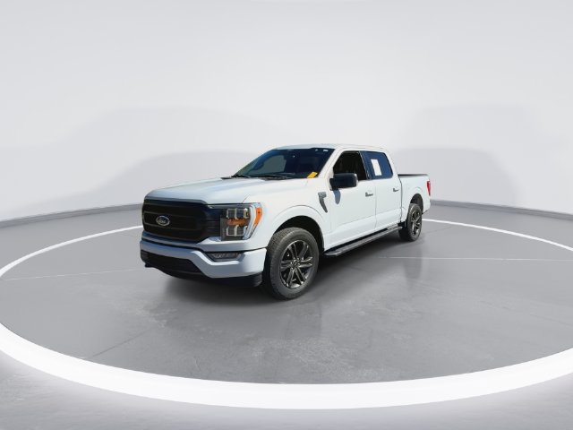 Used 2022 Ford F150 XLT w/ Equipment Group 302A High AWD/4WD image 4