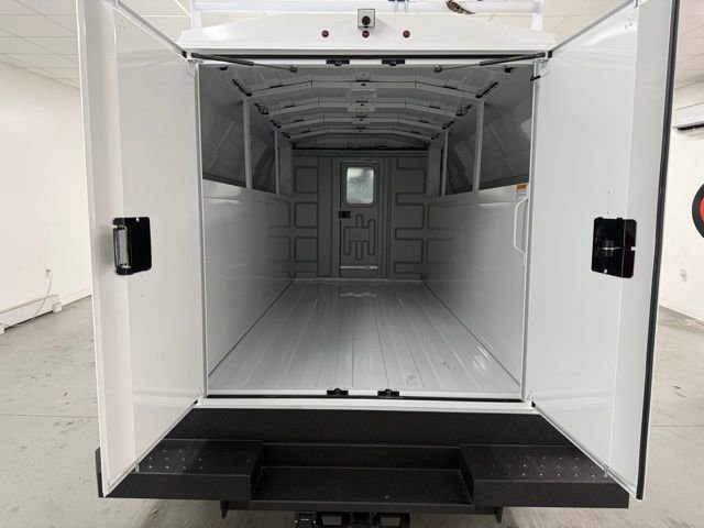 New 2026 Ford E-350 and Econoline 350 Super Duty w/ Power Equipment Group image 8