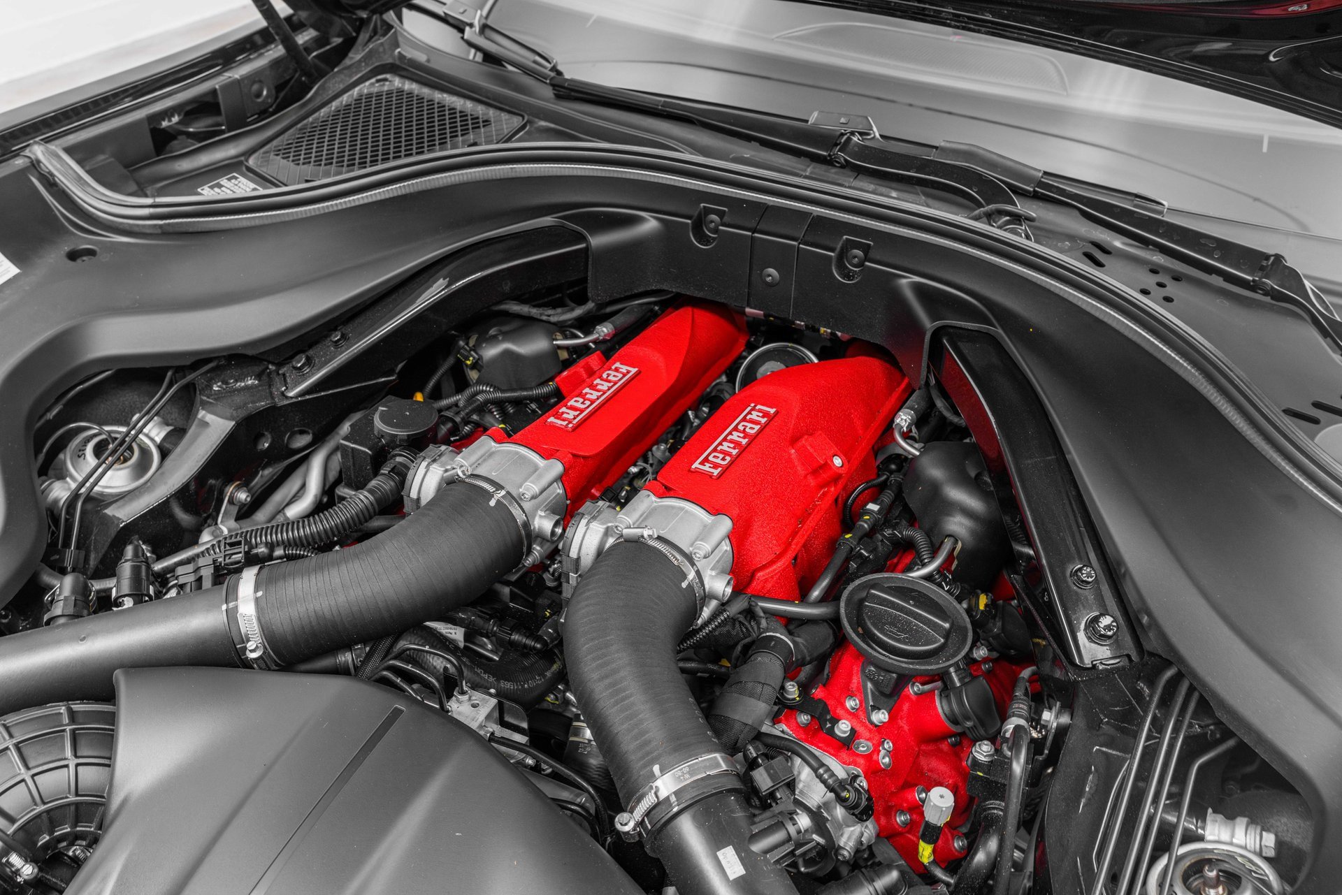 Certified 2024 Ferrari Roma Base image 21