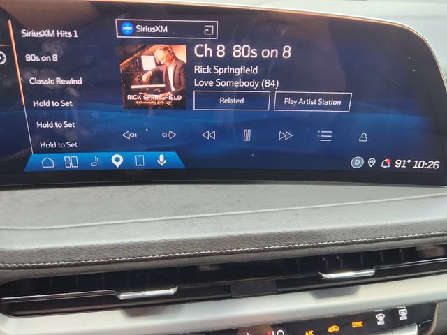 Used 2025 Cadillac XT4 Premium Luxury FWD image 16