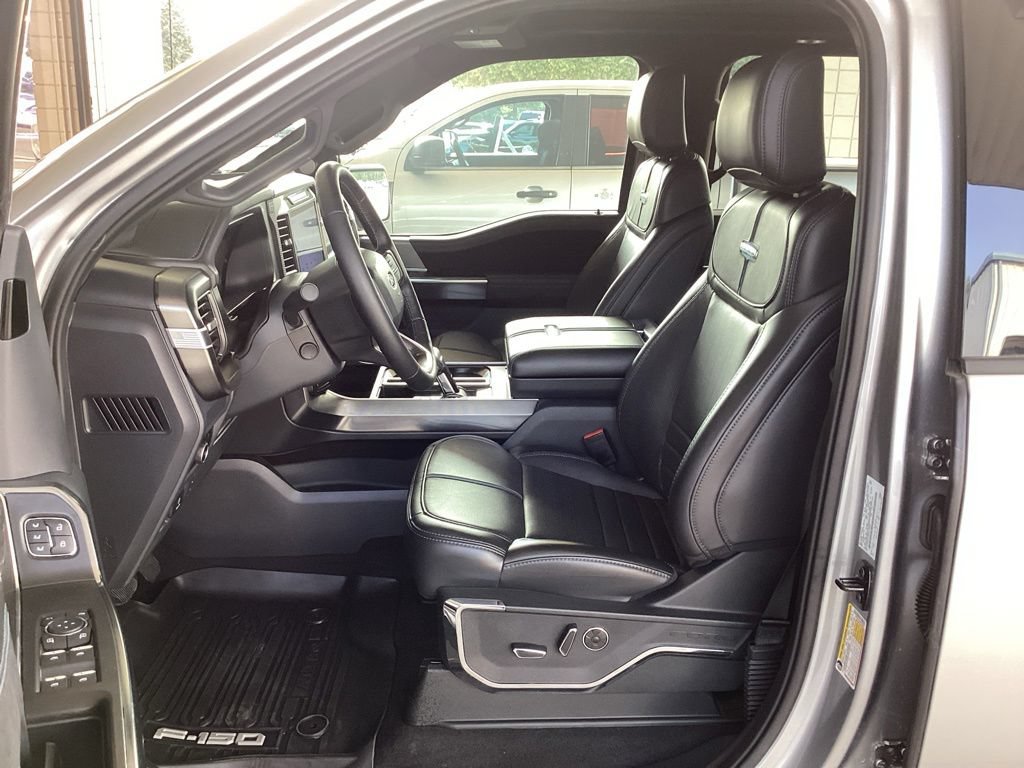 Used 2025 Ford F150 Platinum w/ Equipment Group 702A High AWD/4WD image 32