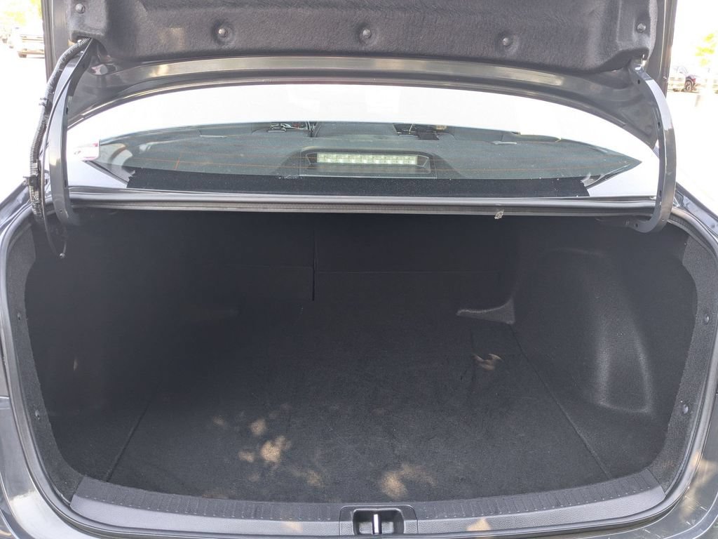 Used 2025 Toyota Corolla LE FWD image 24