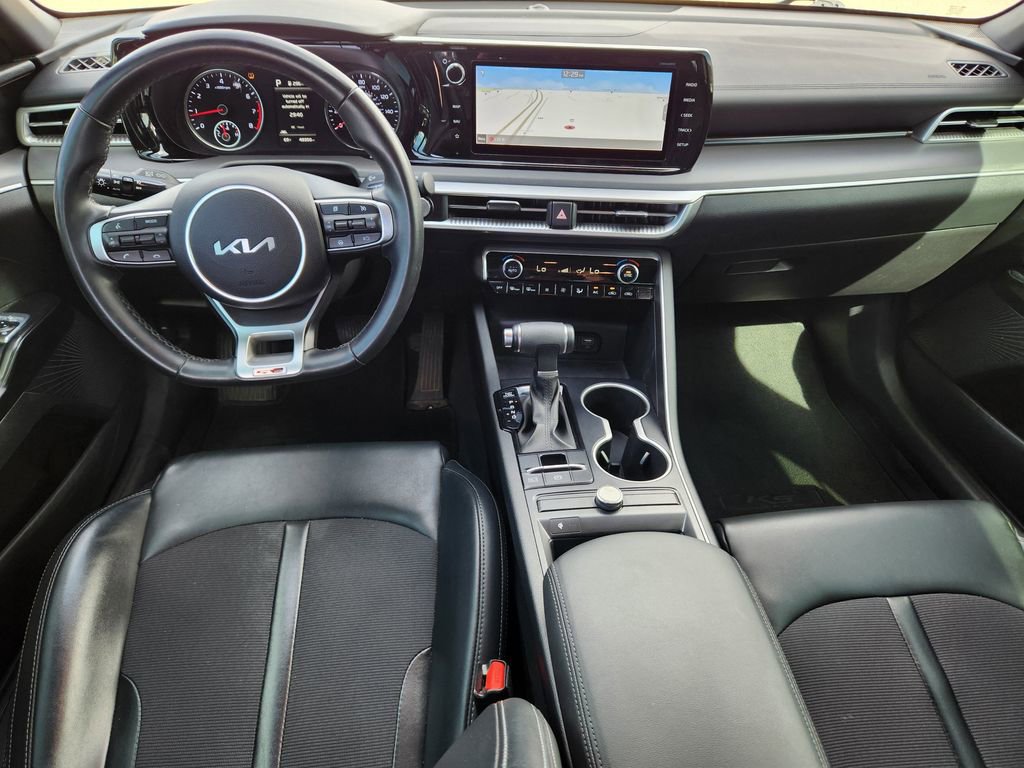 Used 2022 Kia K5 GT-Line image 11