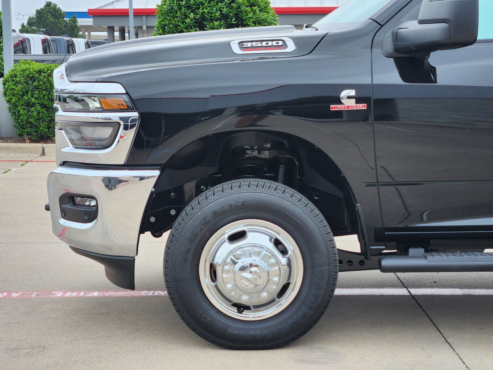 New 2026 RAM 3500 Tradesman AWD/4WD image 9