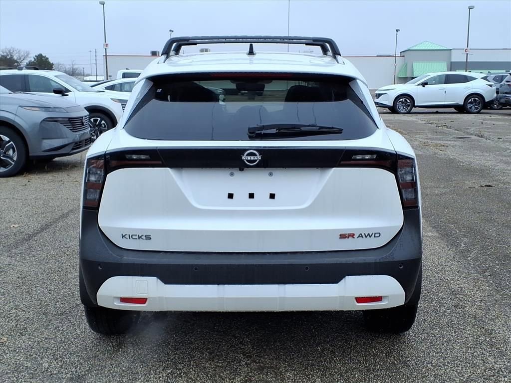 New 2026 Nissan Kicks SR w/ SR Premium Package image 4
