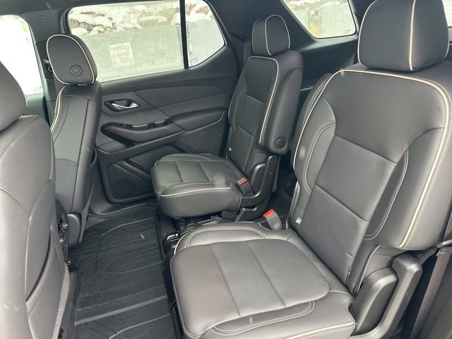 Used 2023 Chevrolet Traverse Premier w/ Redline Edition image 20