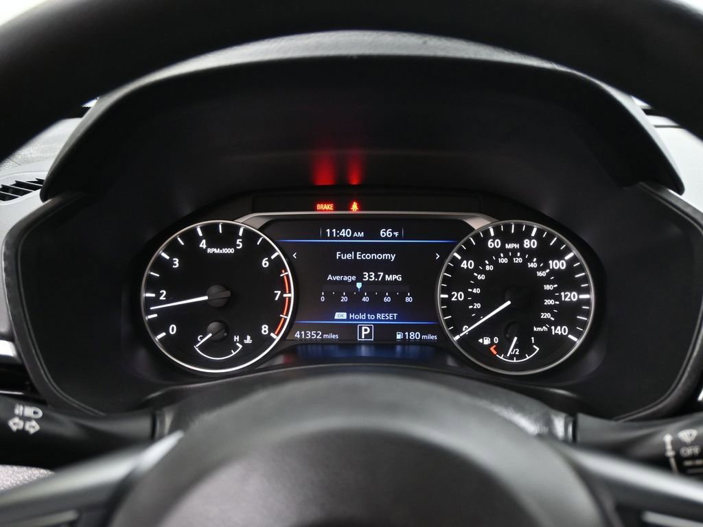 Used 2022 Nissan Altima 2.5 SV image 22