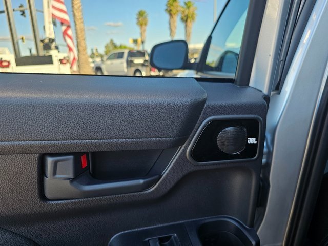 Used 2025 Toyota 4Runner TRD Off-Road Premium image 20