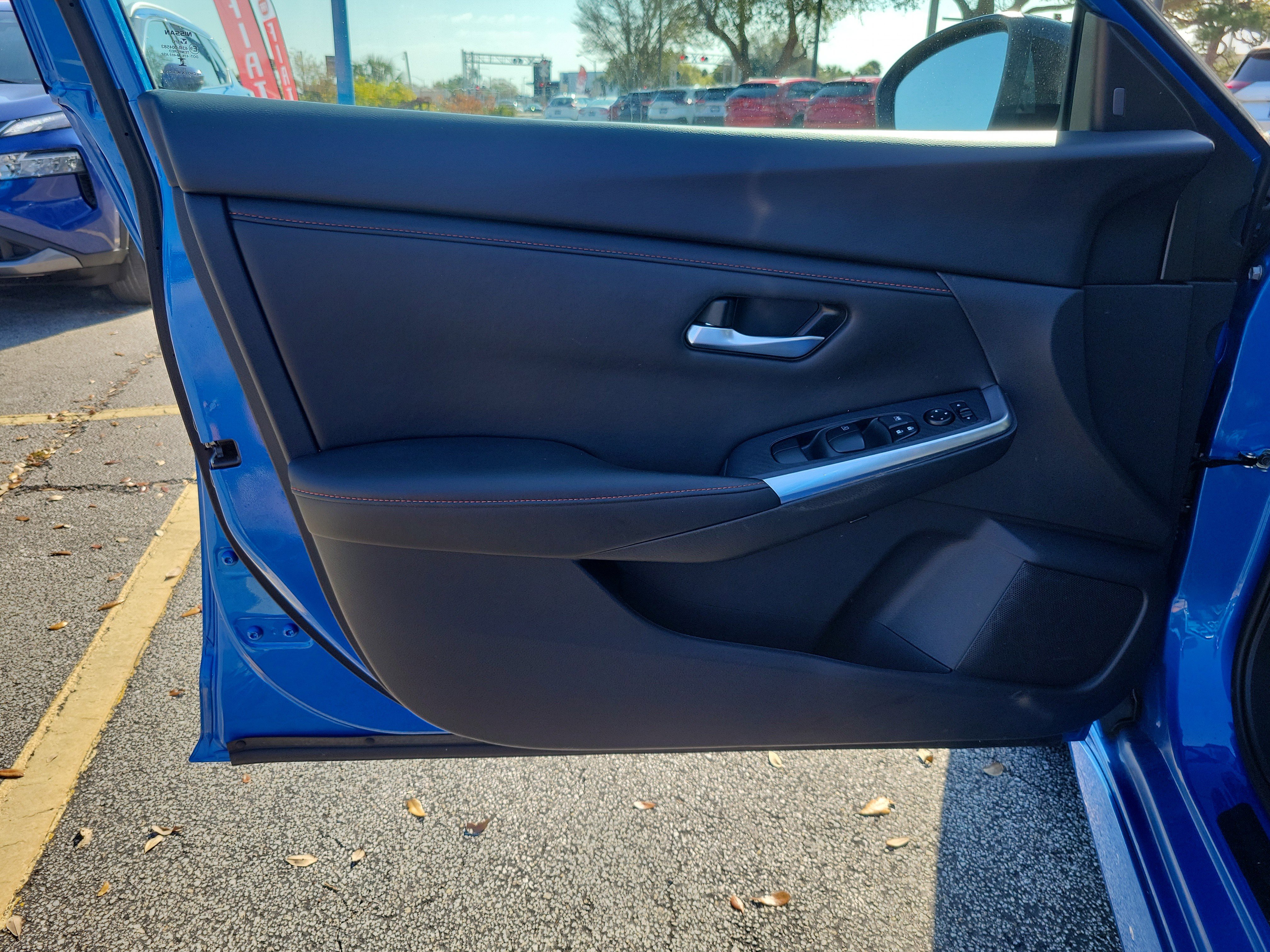 Used 2024 Nissan Sentra SR FWD image 13