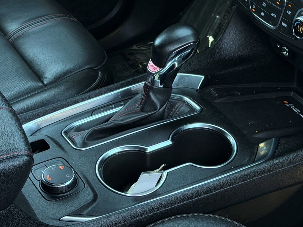 Used 2023 Chevrolet Traverse RS image 10