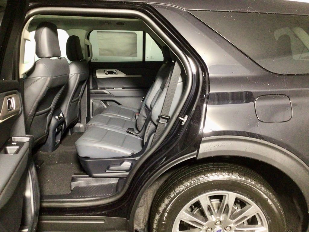 New 2026 Ford Explorer Active w/ Active Comfort Package image 29