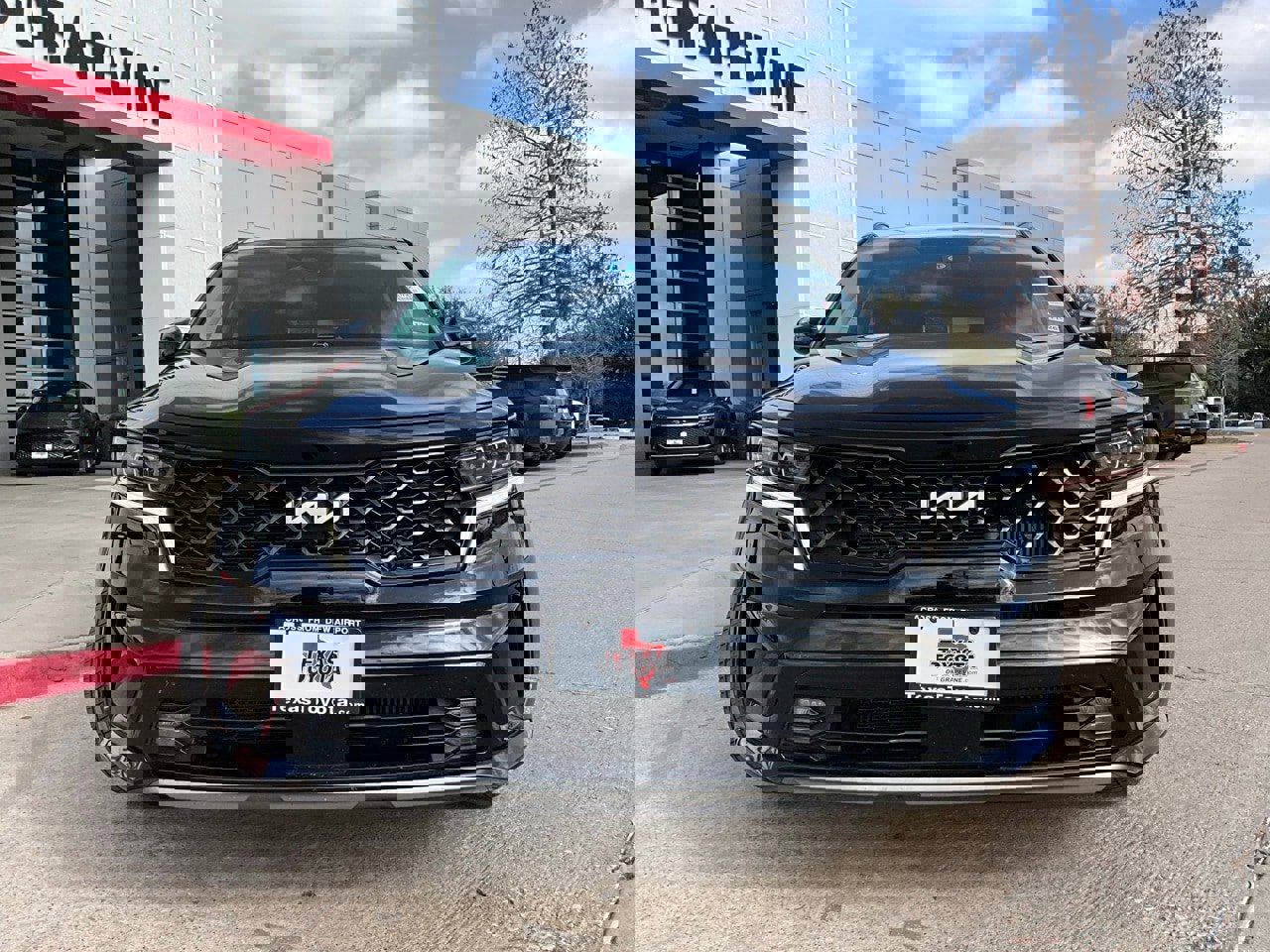 Used 2023 Kia Sorento SX image 4