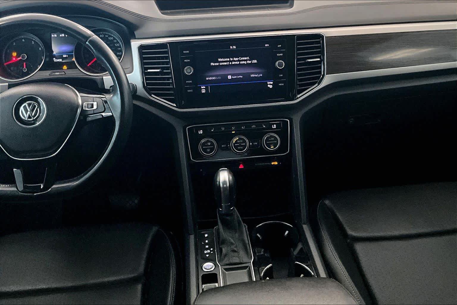 Used 2018 Volkswagen Atlas SEL FWD image 6