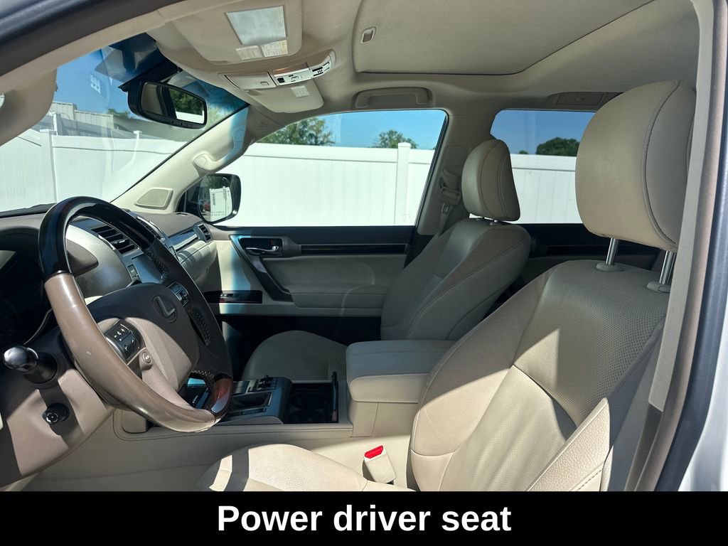 Used 2019 Lexus GX 460 Premium w/ Premium Package AWD/4WD image 10
