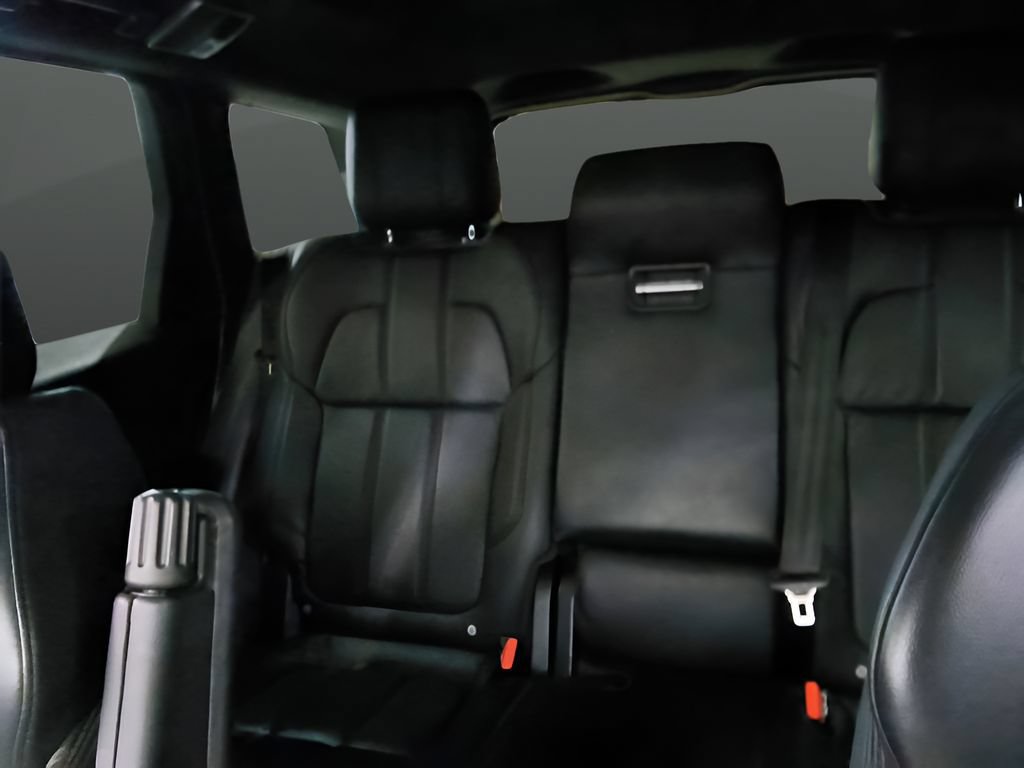 Used 2017 Land Rover Range Rover Sport SE AWD/4WD image 29