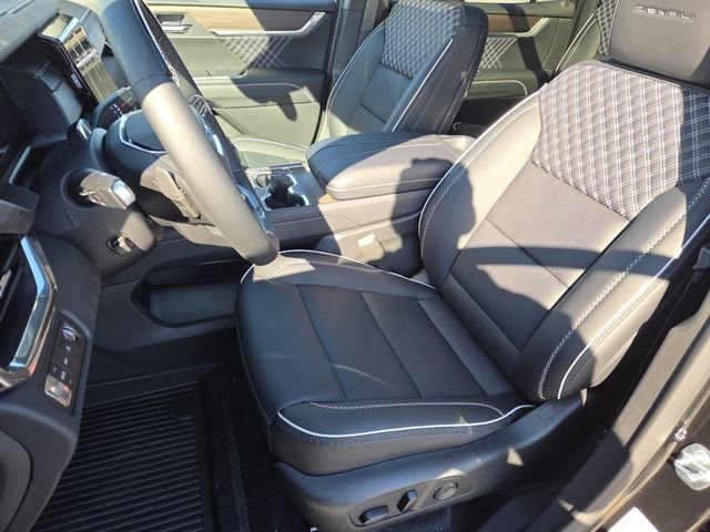 New 2026 GMC Acadia Denali w/ Super Cruise Package image 29