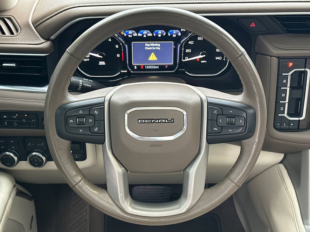 Used 2021 GMC Yukon Denali w/ Denali Ultimate Package AWD/4WD image 26