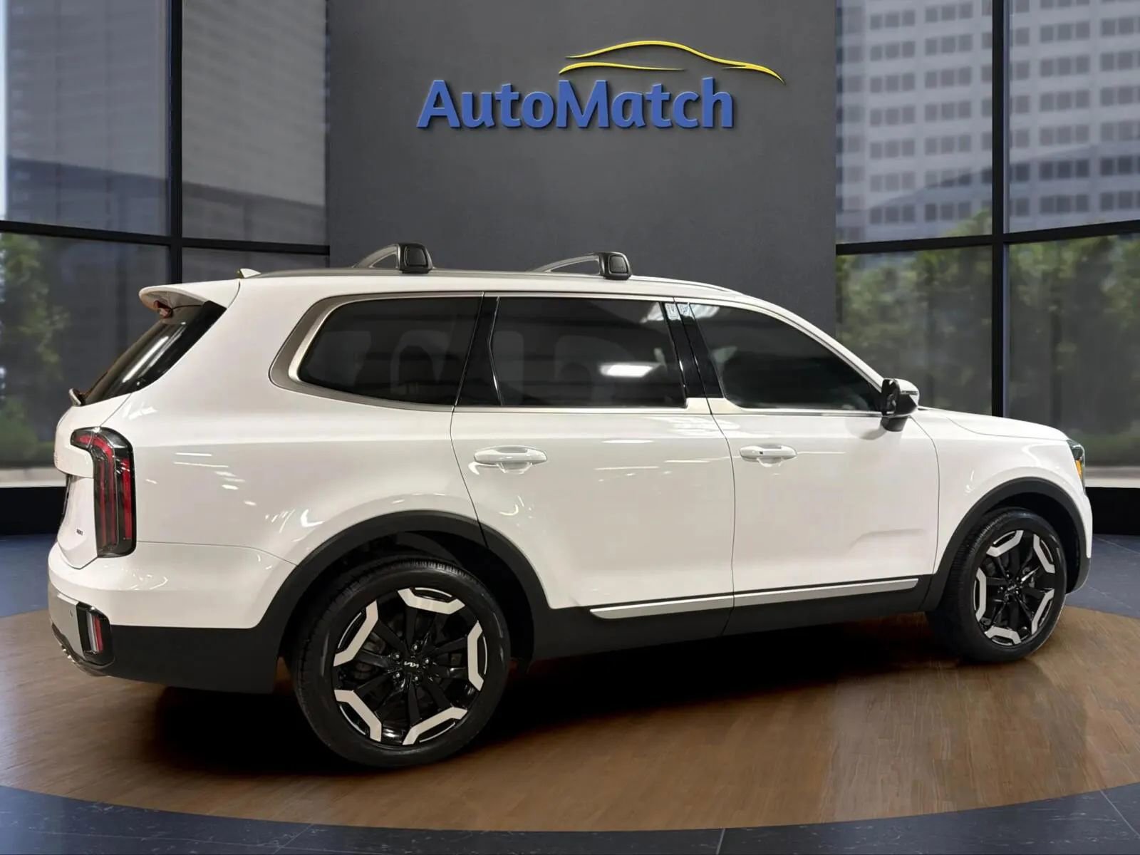 Used 2024 Kia Telluride EX image 12
