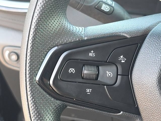 Used 2025 Chevrolet TrailBlazer LT AWD/4WD image 21