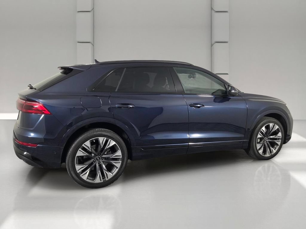 Used 2024 Audi Q8 Premium Plus AWD/4WD image 4