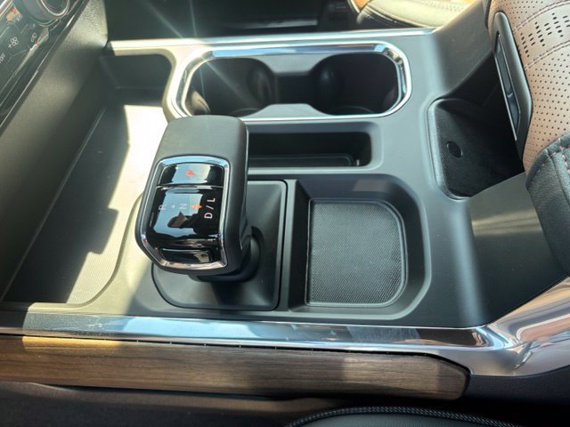 New 2026 Chevrolet Silverado 1500 High Country w/ Technology Package AWD/4WD image 19